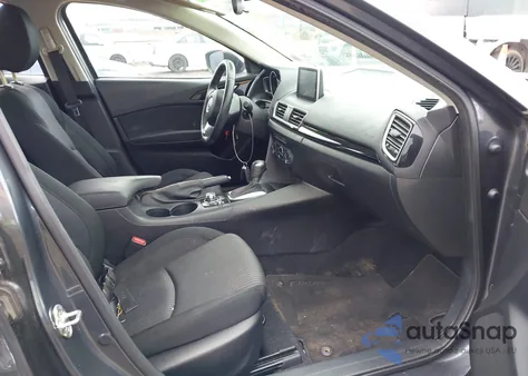 2016 Mazda Mazda3 I Touring z USA, uszkodzony, nr VIN JM1BM1V74G1327515